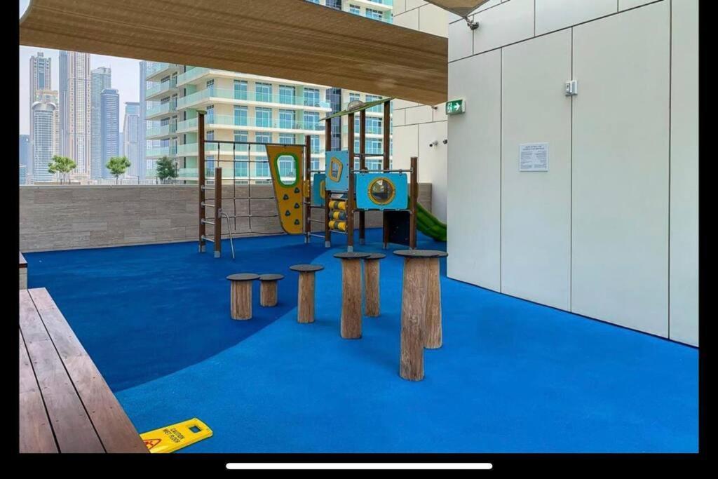 Luxstay - 2 Bedroom With Sea View In Vista Harbour Apartment Dubai