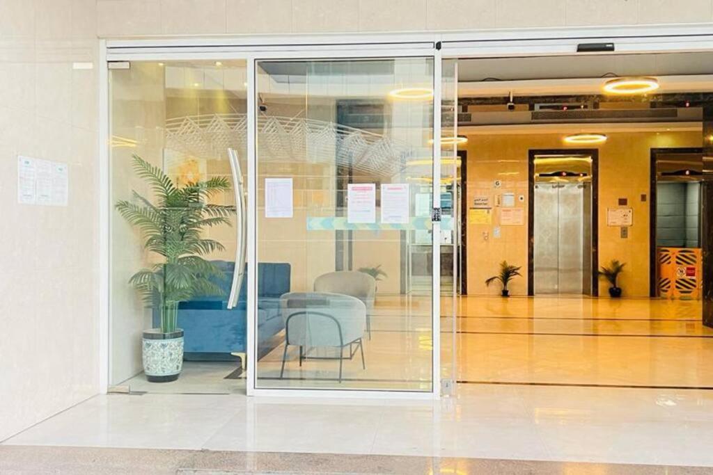 One Bedroom In Marina Near Blue Water Apartment Dubai