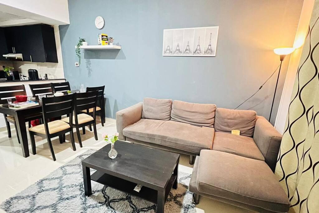 One Bedroom In Marina Near Blue Water Apartment Dubai