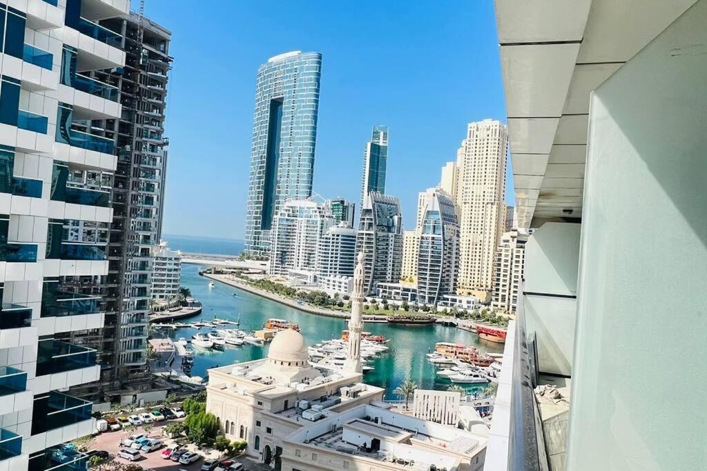 Apartment One Bedroom In Marina Near Blue Water