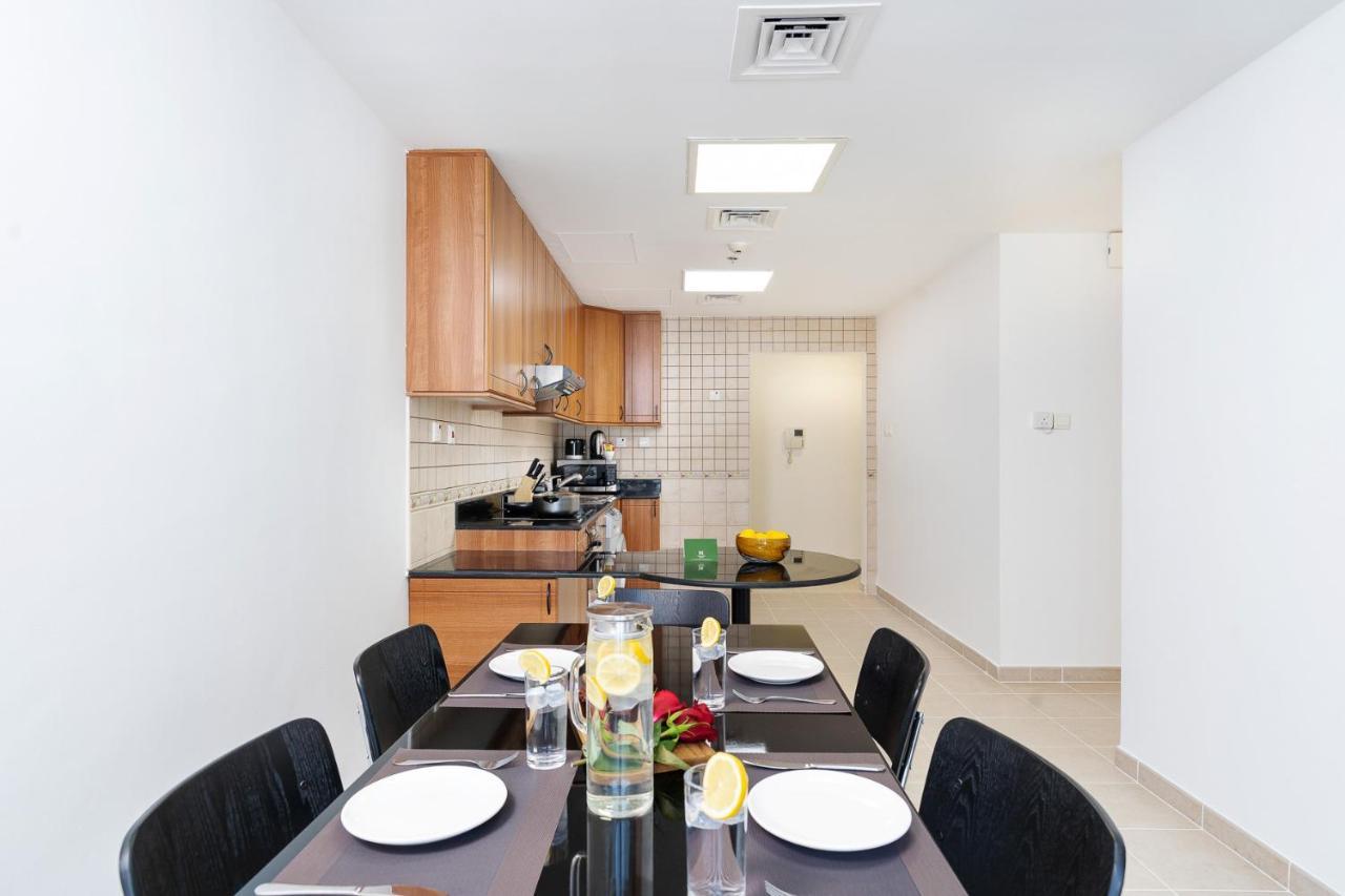 Vibrant - Prime Location Marina - Near Metro * Dubai