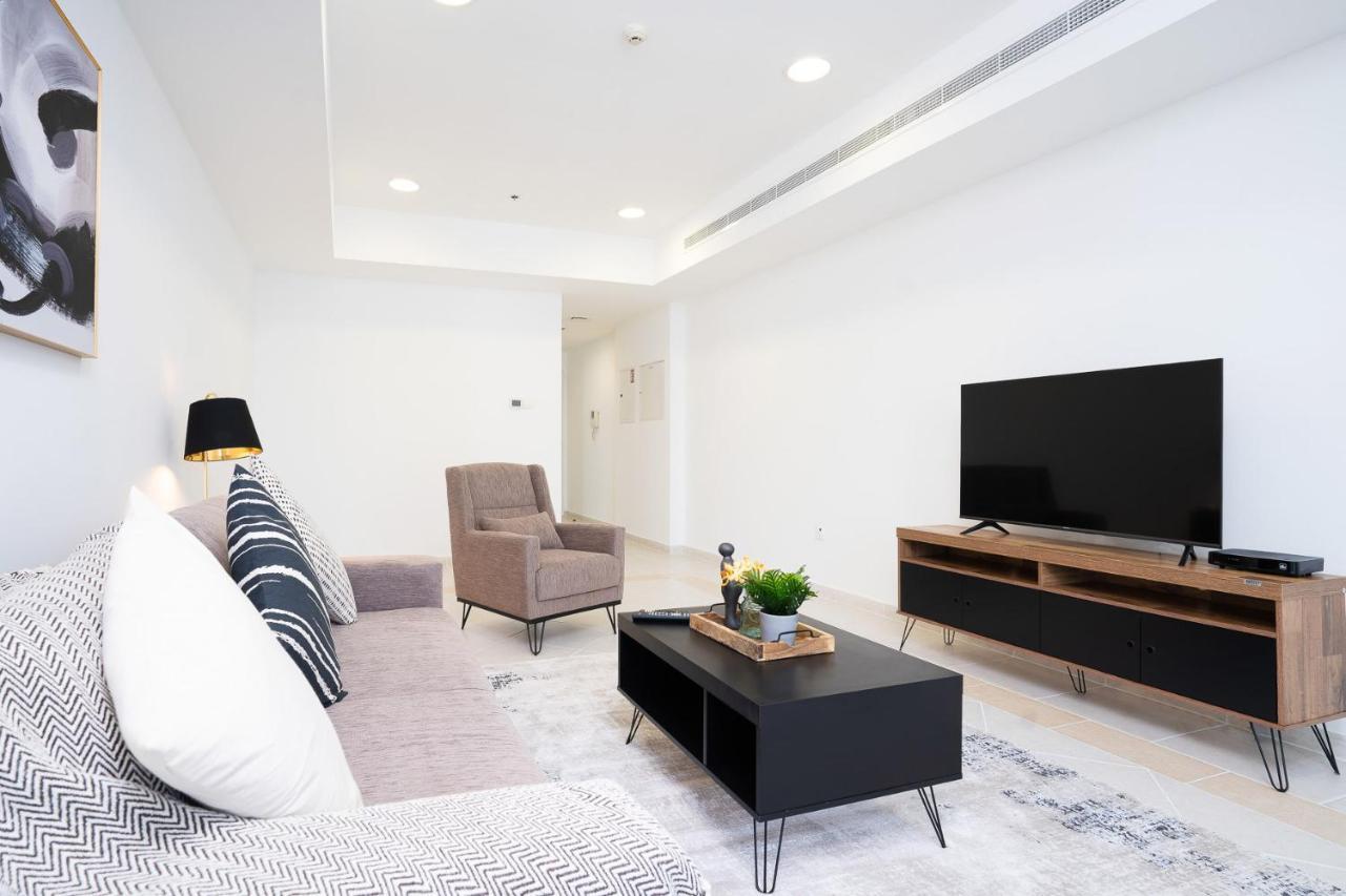 Vibrant - Prime Location Marina - Near Metro *