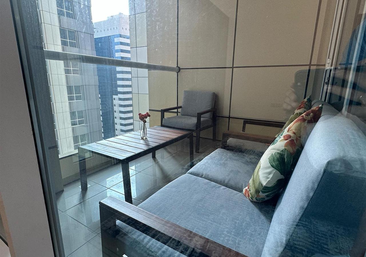 Brand New In Marina 47th Floor