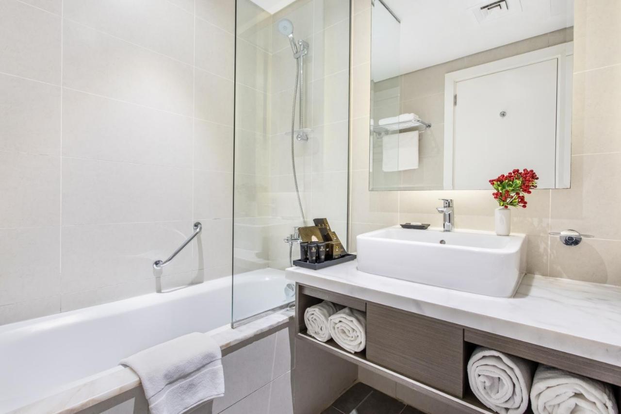 The S Homes Canal View And One Bedroom Apartments, Damac Maison Prive * Dubai