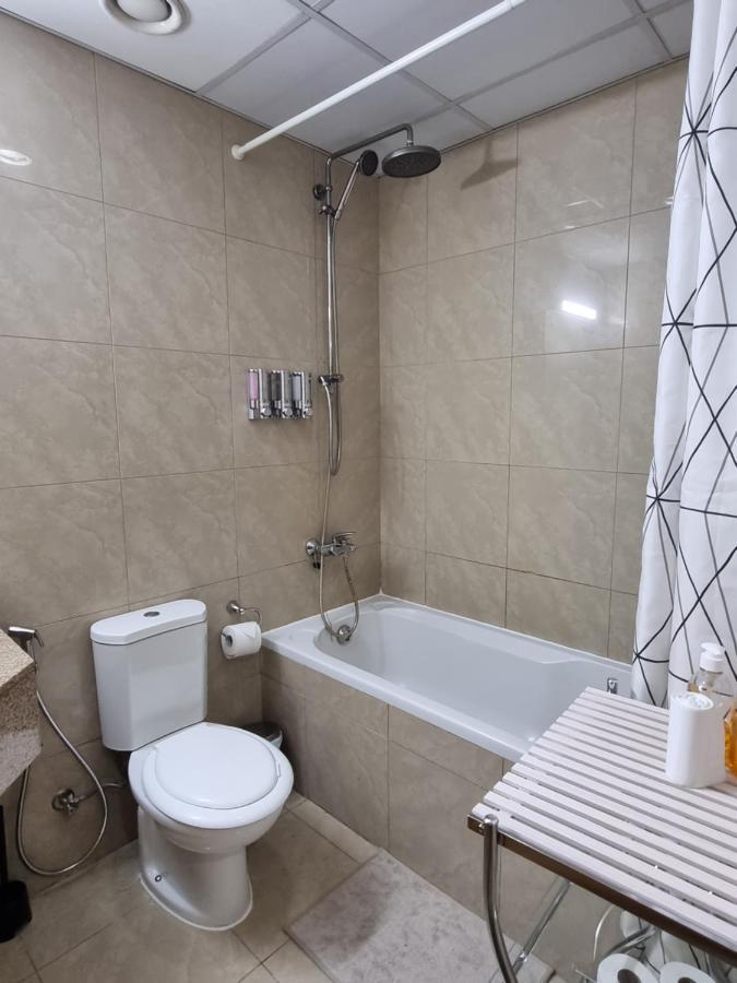 Apartment Granada Marina Crown Dubai