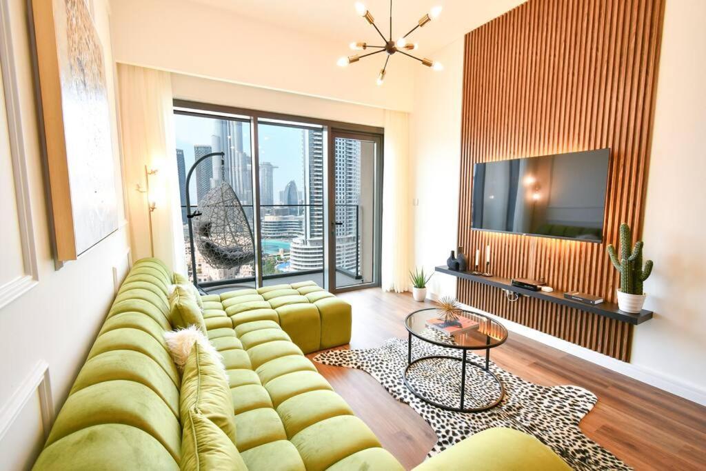 Cinematic&chic Burj Khalifa &fountain View 2br
