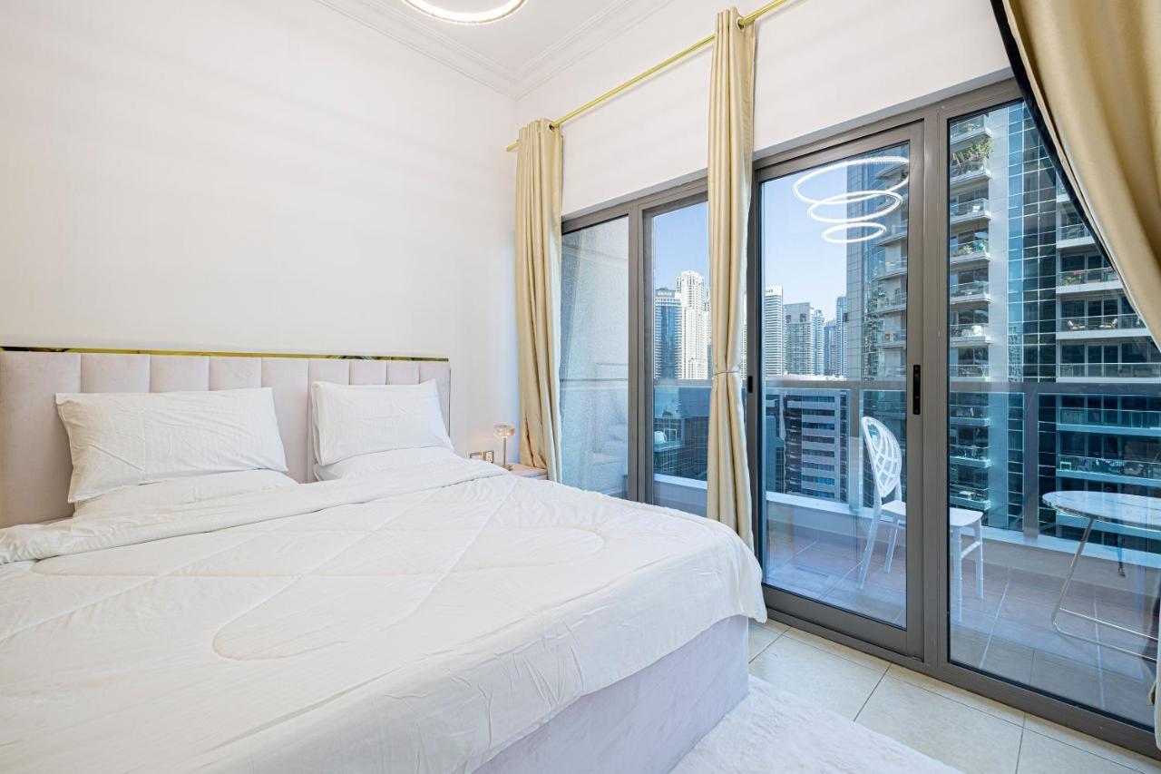 Apartment Luxury And Spacious Full Marina View