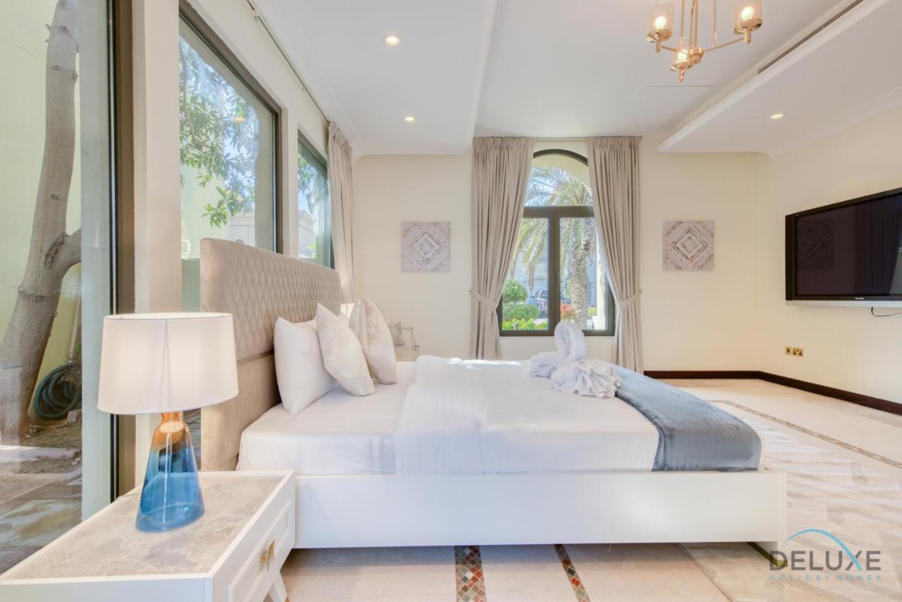 Apartment Prestigious 5br With Assistant And Private Pool In Frond O Palm Jumeirah By Deluxe