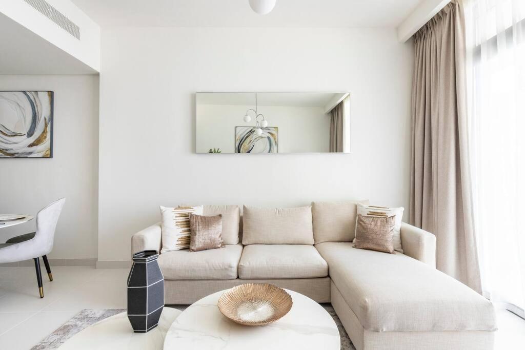 Luxury Beach Front 1br Apartment *