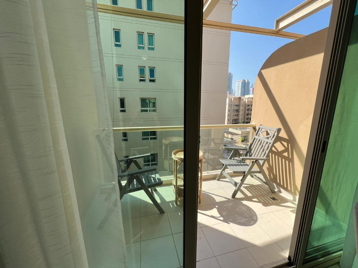 Nice Location - 76 M2 *