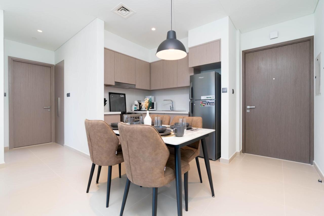 Apartment White Sage - Act One Tower