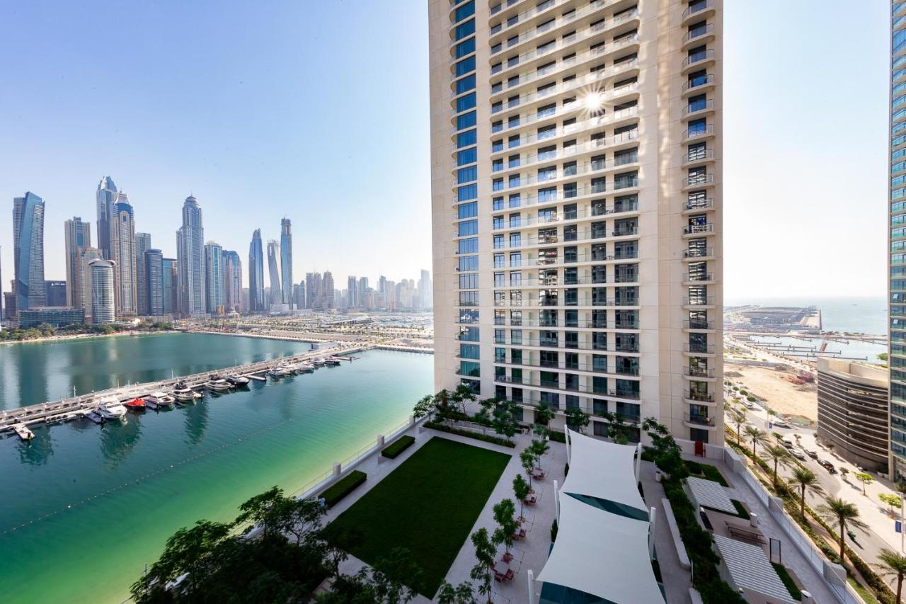Stunning 2br With Private Access Dubai