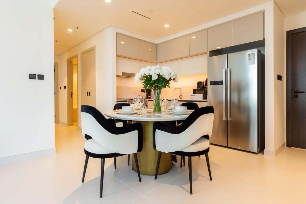 Apartment Stunning 2br With Private Access *
