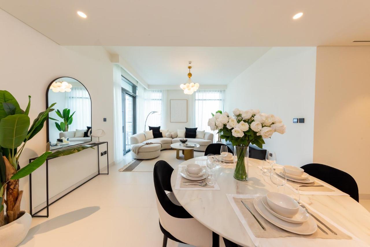 Stunning 2br With Private Access Apartment *