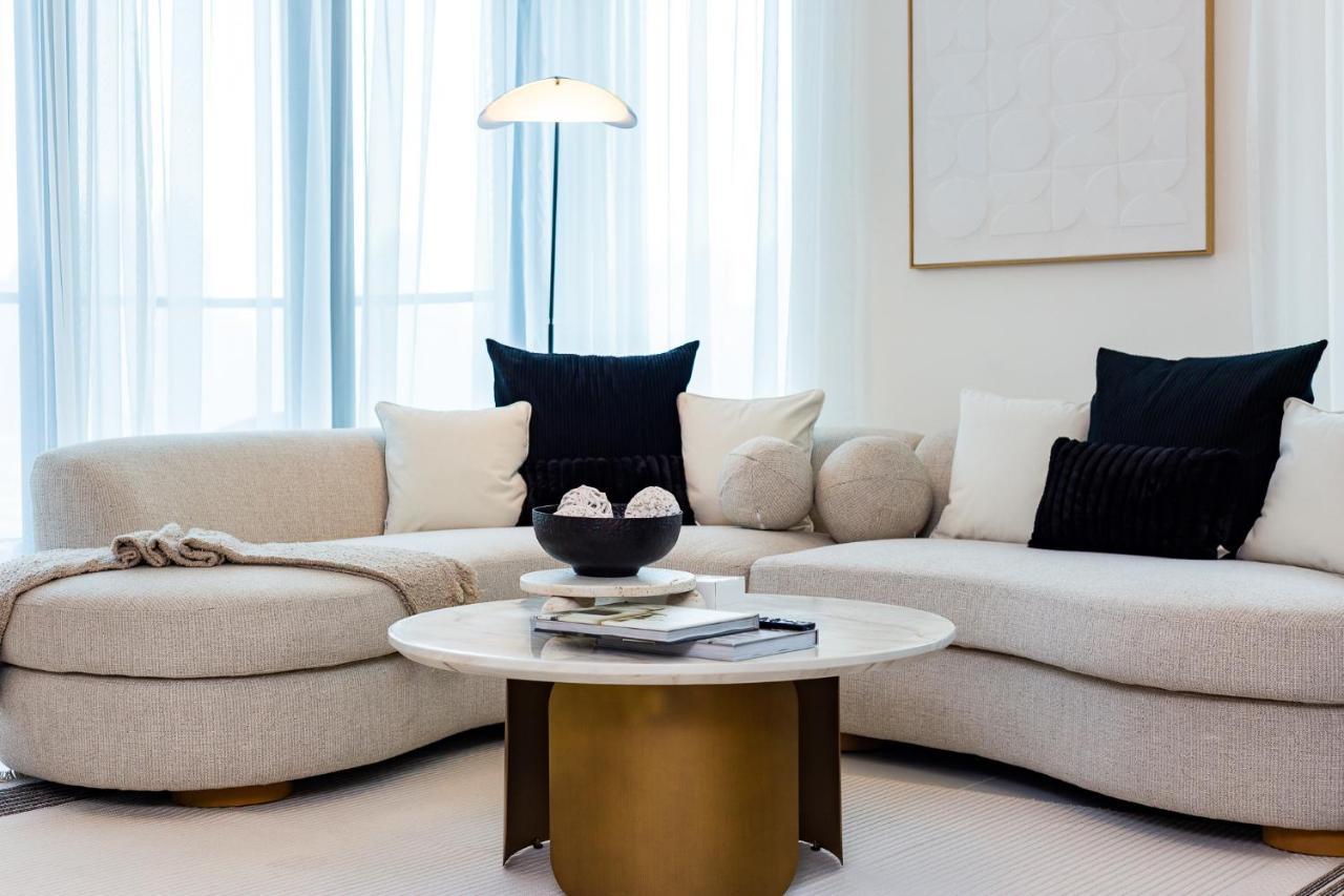Stunning 2br With Private Access Apartment