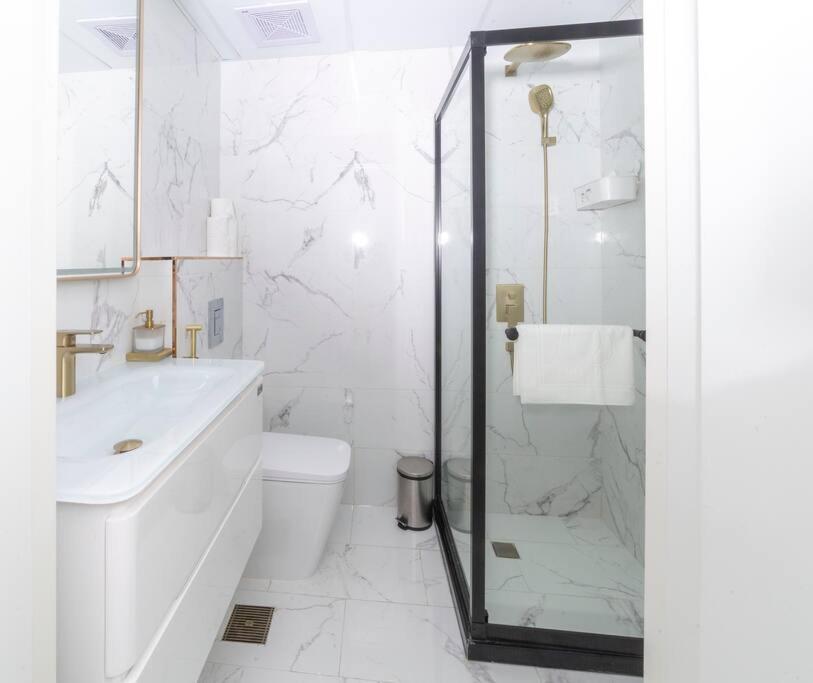 Luxury 2 Bedroom In Marina & Jbr Apartment *