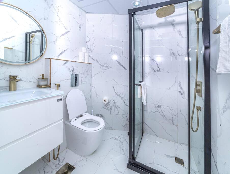 Luxury 2 Bedroom In Marina & Jbr Apartment *
