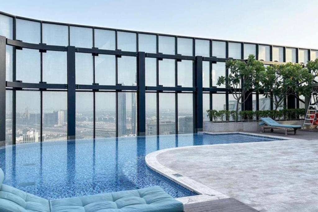 Skylight Two Bedroom Rp Heights Downton Apartment *