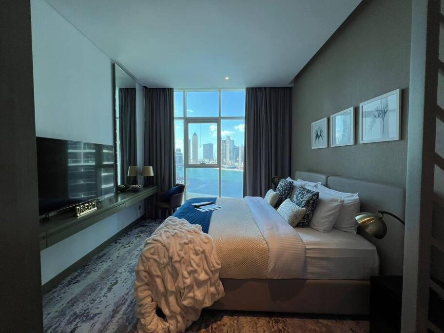 The Smart Concierge - Damac Maison Prive Apartment