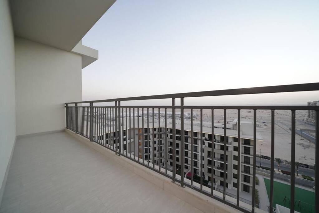 Apartment Spacious 1 Bedroom In Peaceful Community *