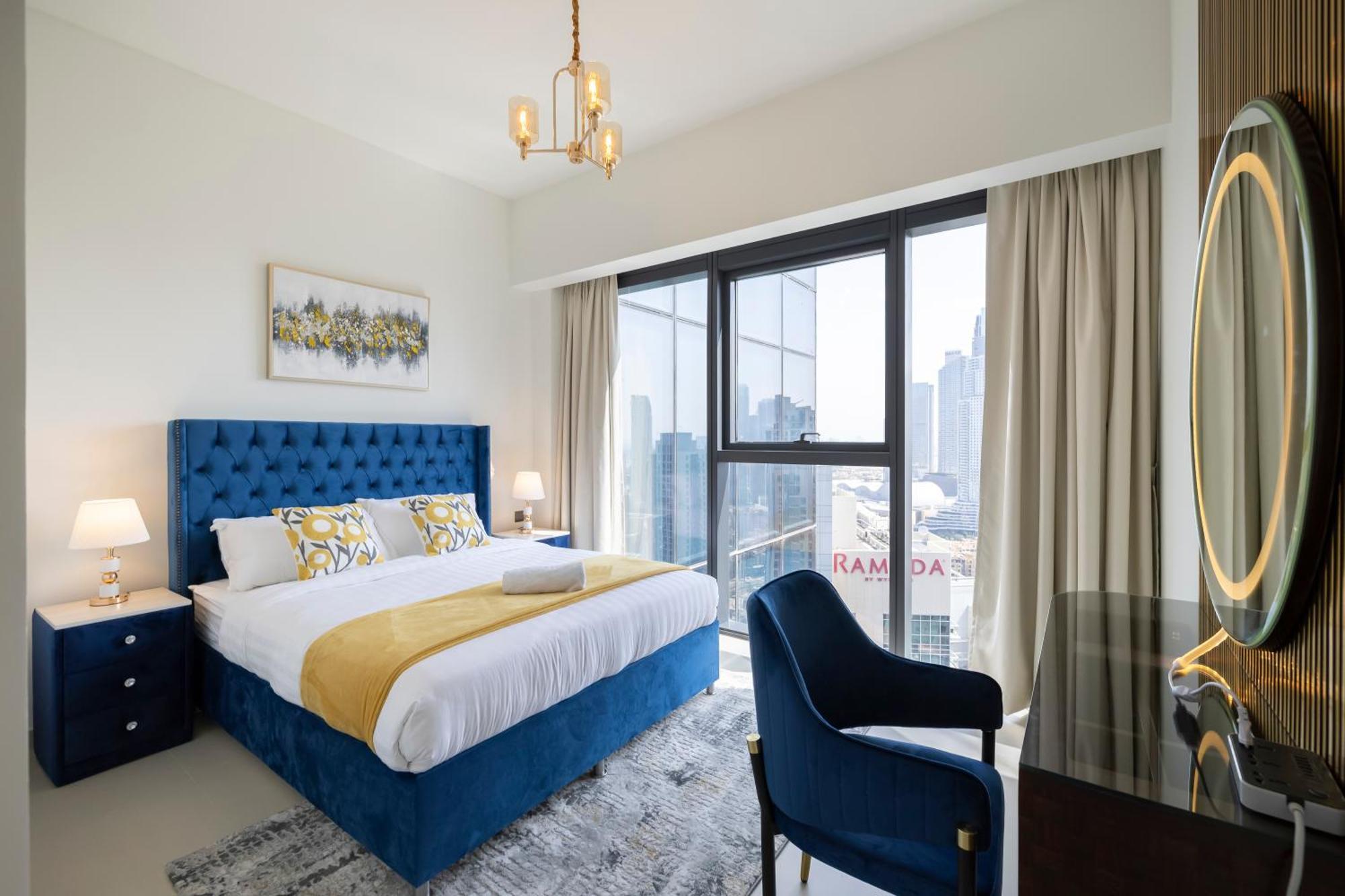 Luxury 2-br Apt With Burj View Apartment