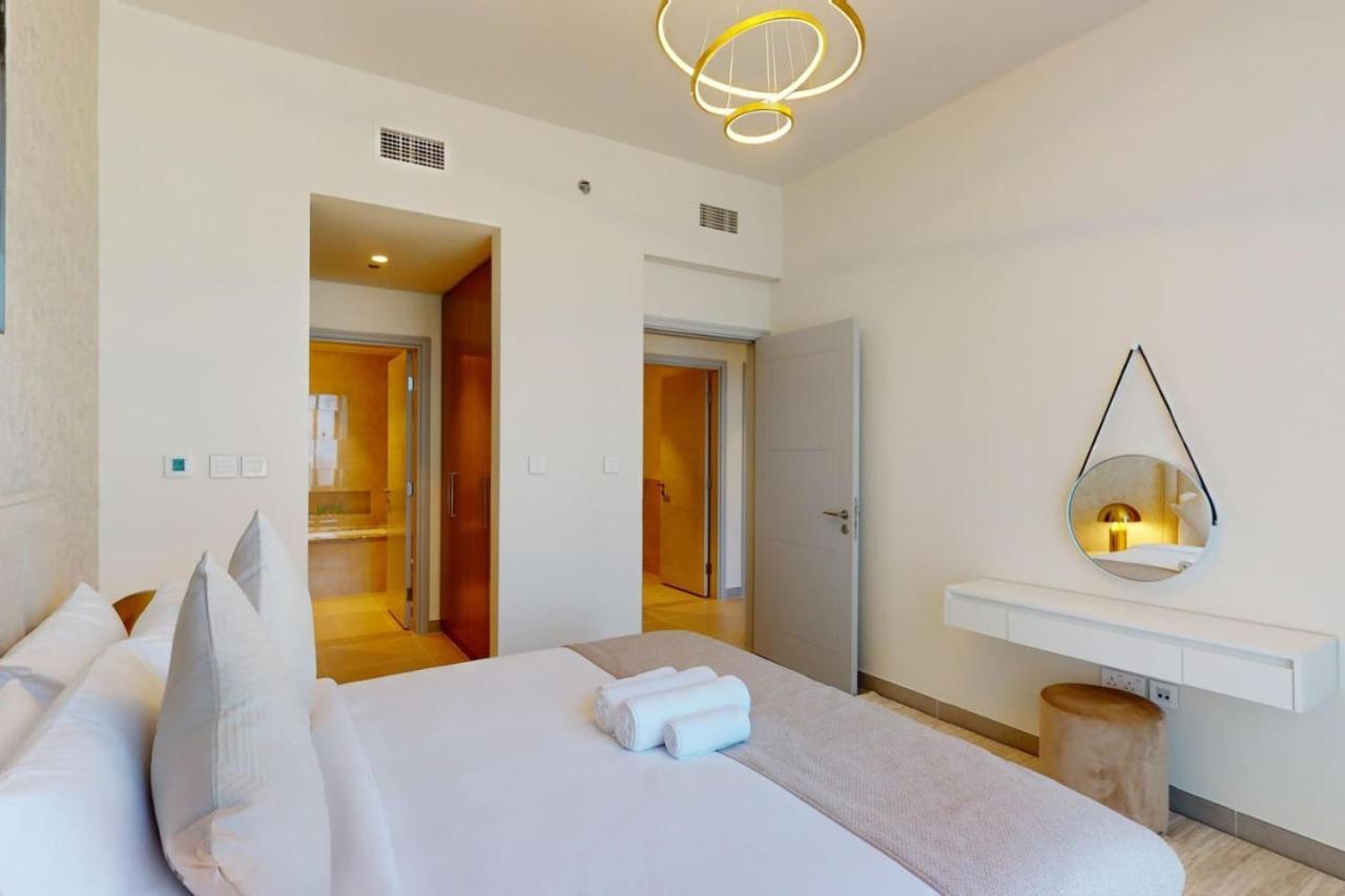Tower 1 - Inviting Two Bedroom Apartment Dubai