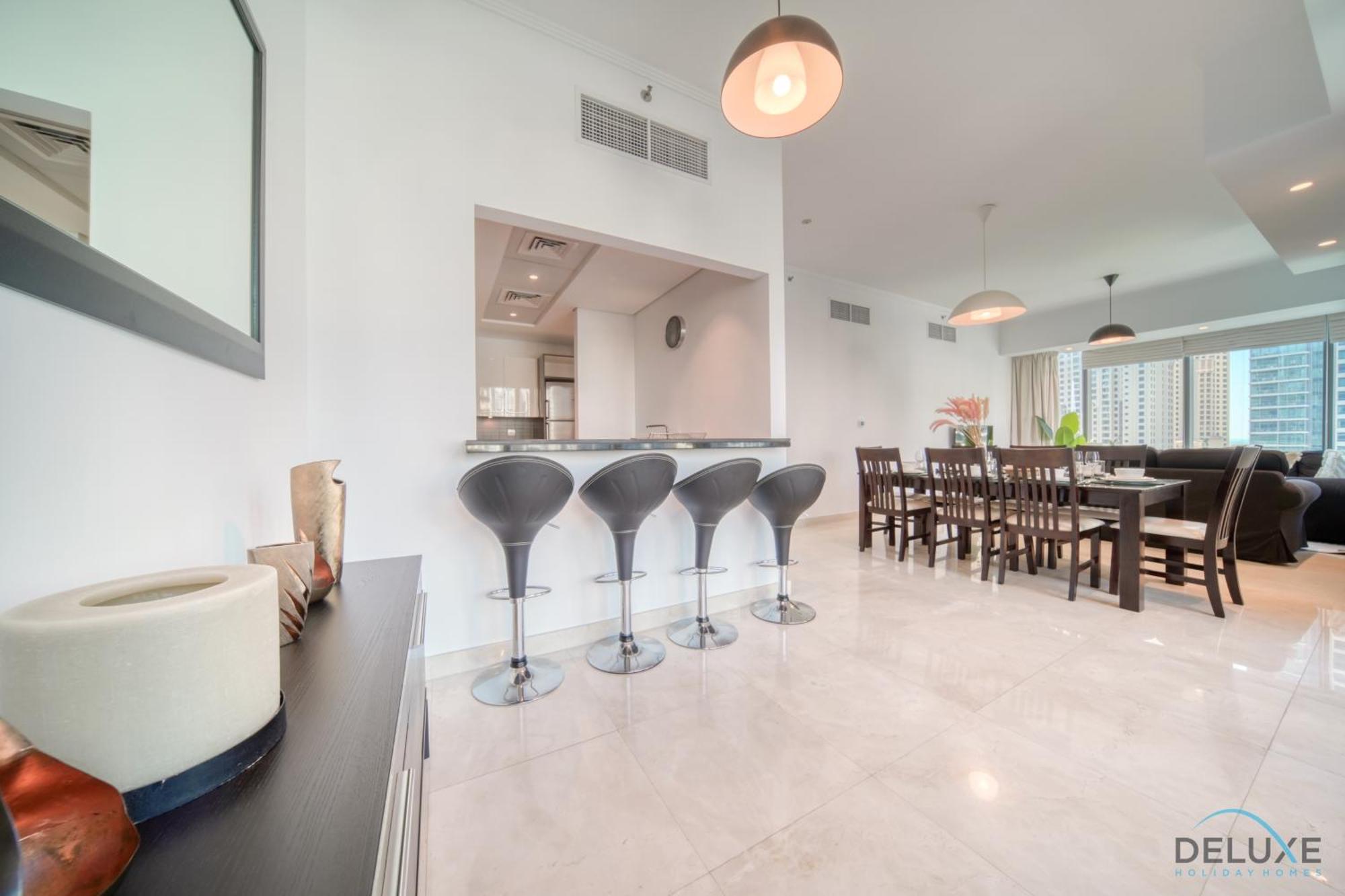 Beautiful 2br At Silverene Towers A Marina By Deluxe Homes Dubai