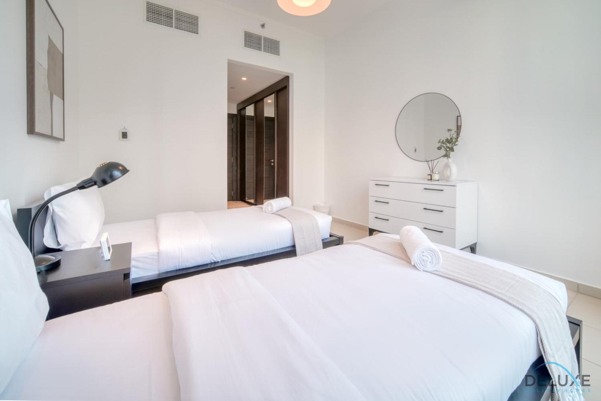Apartment Beautiful 2br At Silverene Towers A Marina By Deluxe Homes