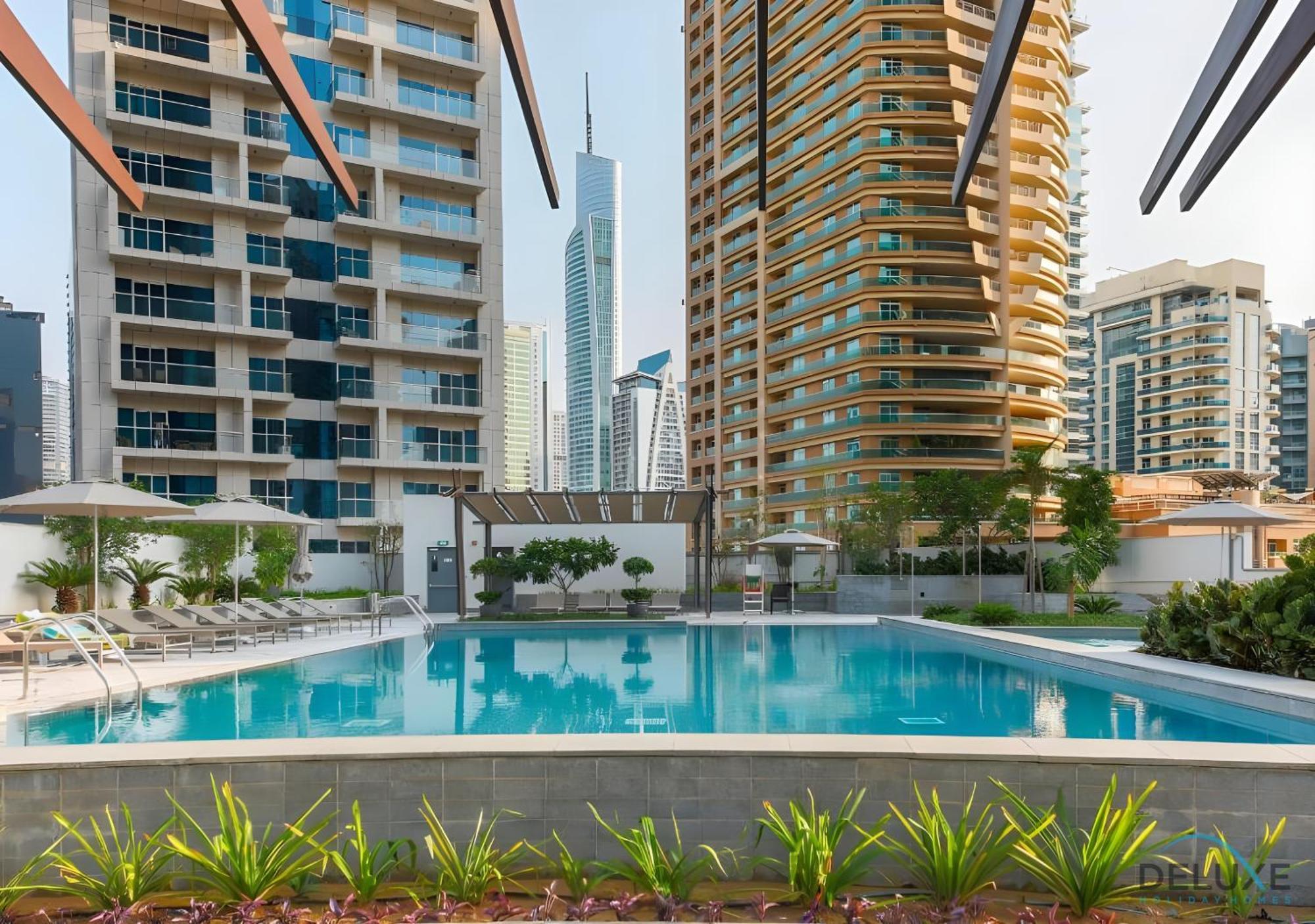 Beautiful 2br At Silverene Towers A Marina By Deluxe Homes