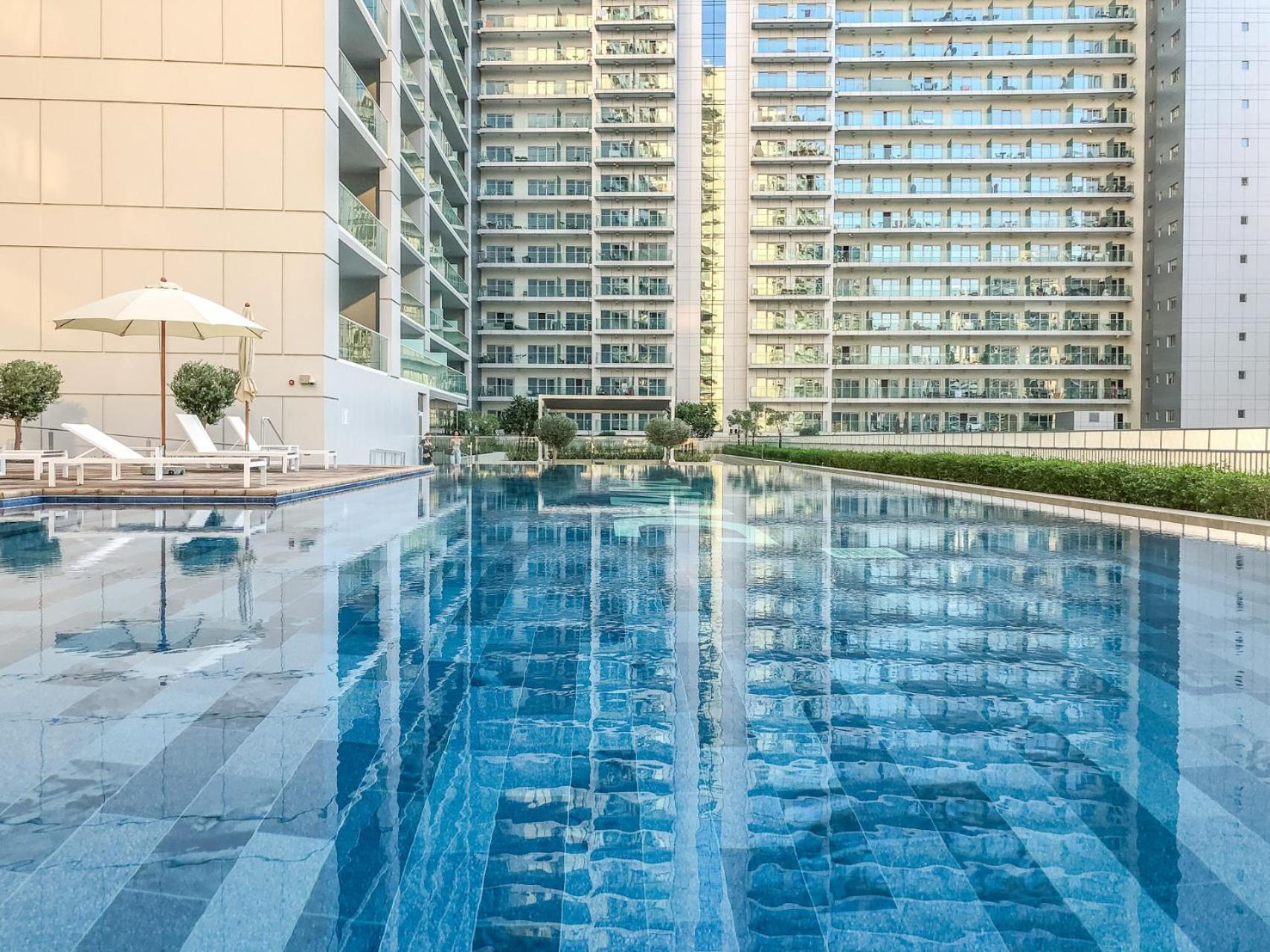 Deluxeliving At Vera Tower - Full Burj Khalifa View - Brand New Luxury Dubai