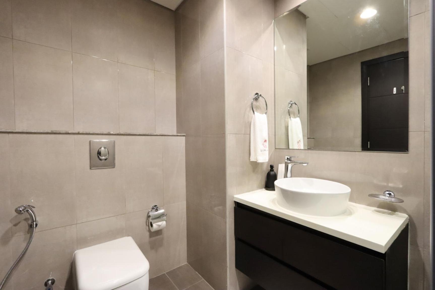 Apartment Livbnb - Bright 1 Bedroom In Merano Tower *