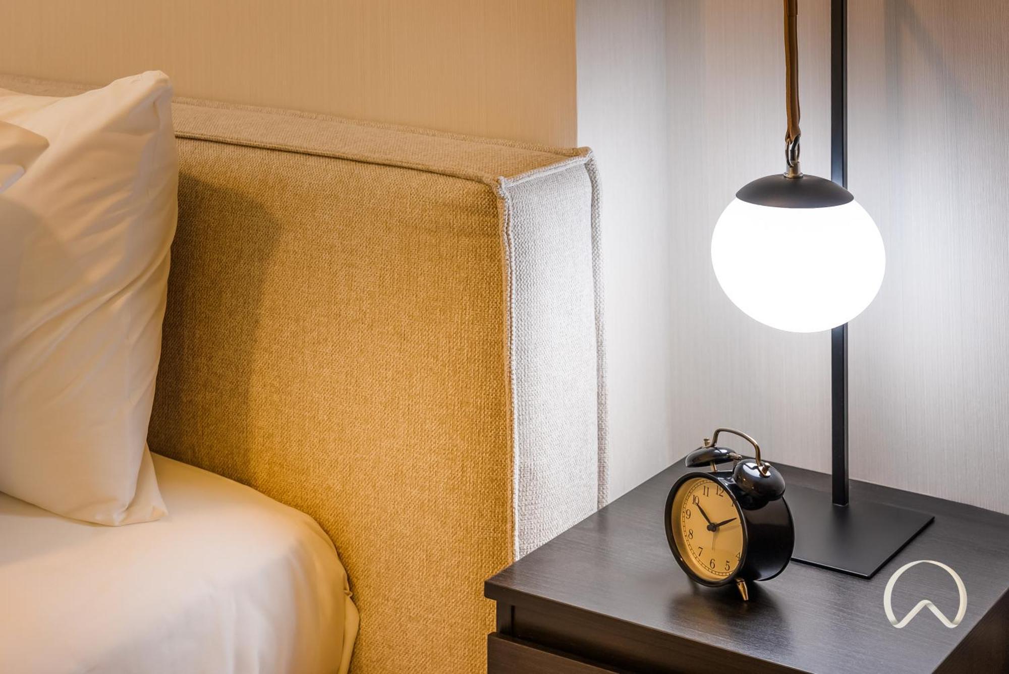 Oraya - Canal-side Comfort Close Burj Khalifa & Mall Apartment *