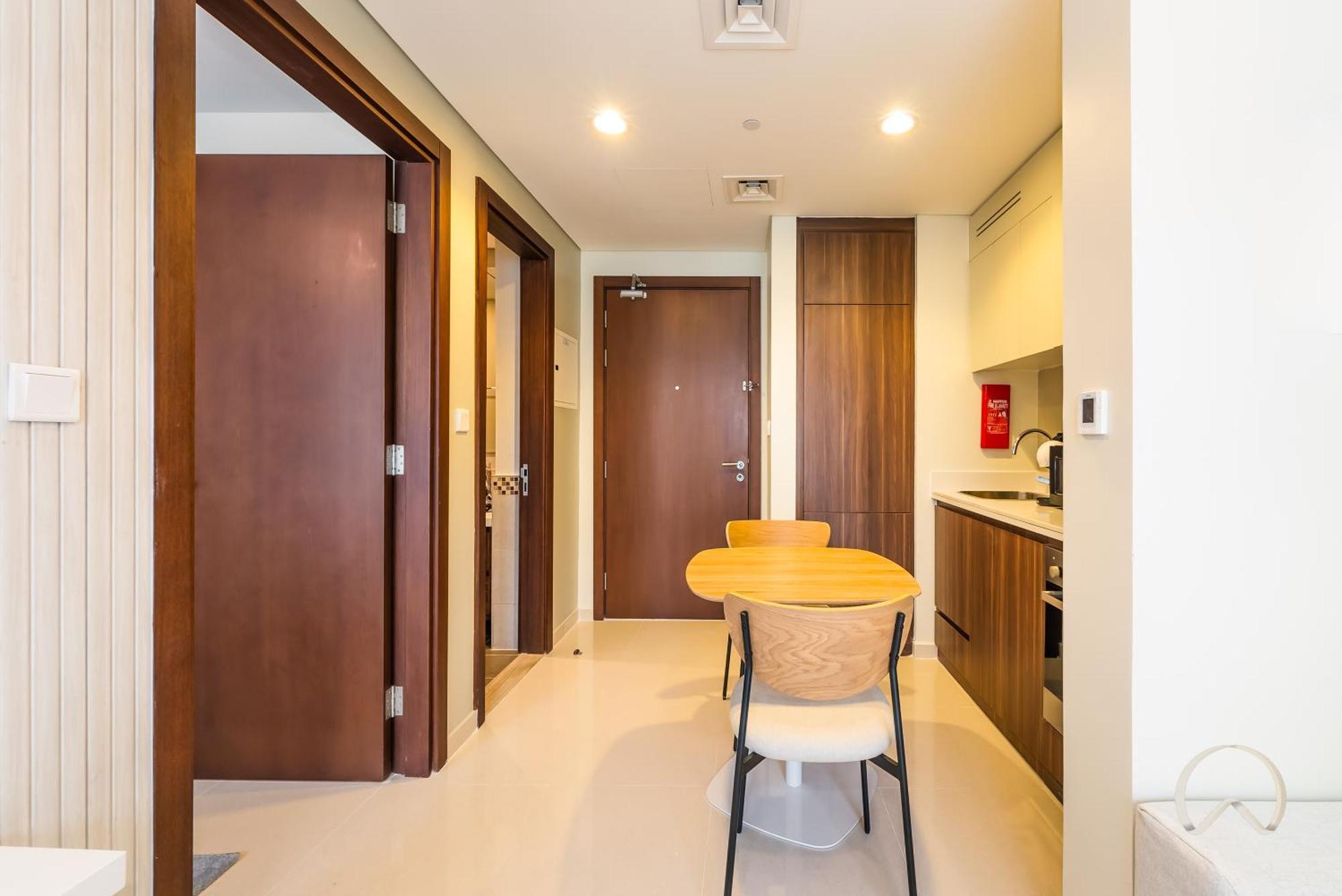 Oraya - Canal-side Comfort Close Burj Khalifa & Mall *
