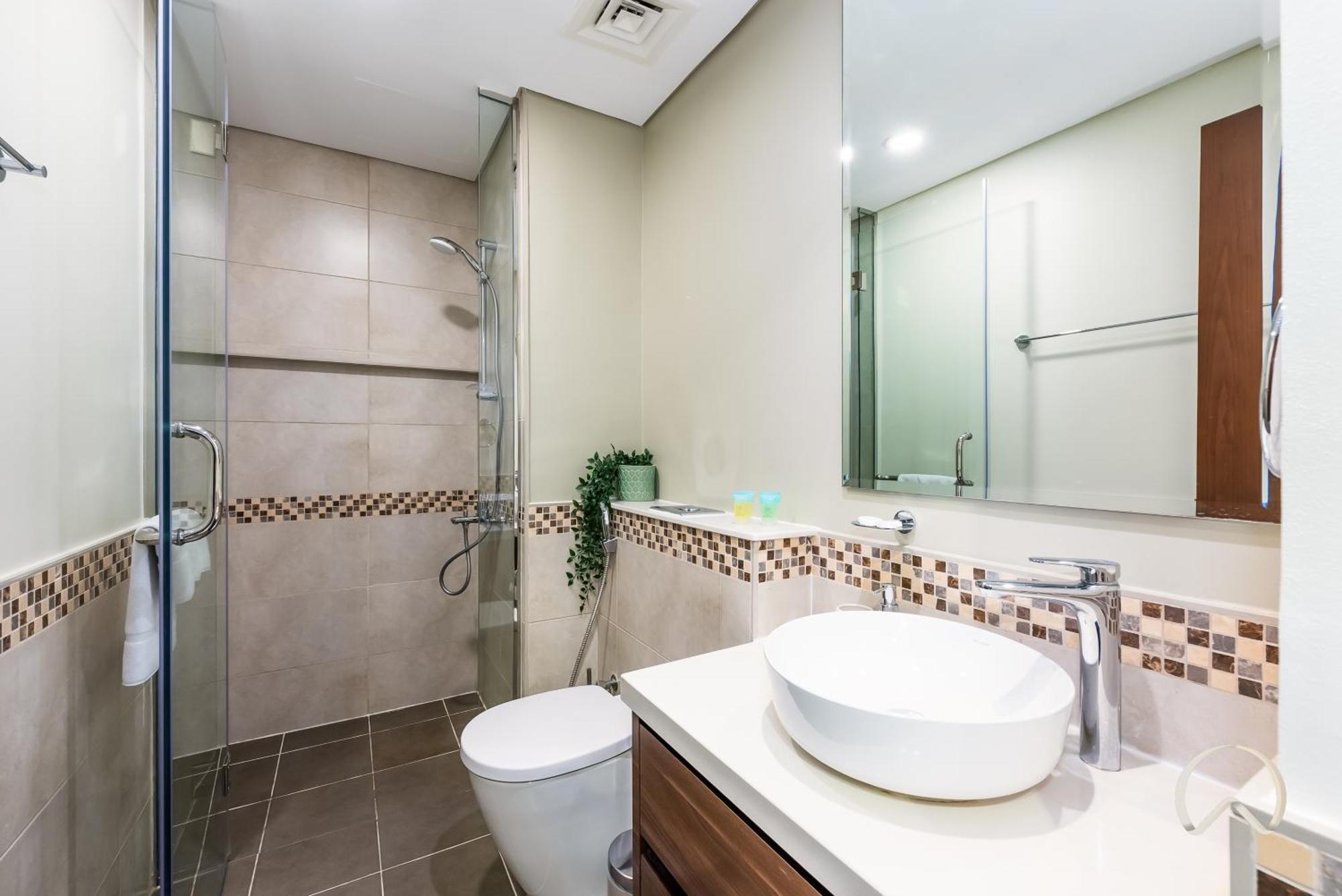 Oraya - Canal-side Comfort Close Burj Khalifa & Mall Apartment *