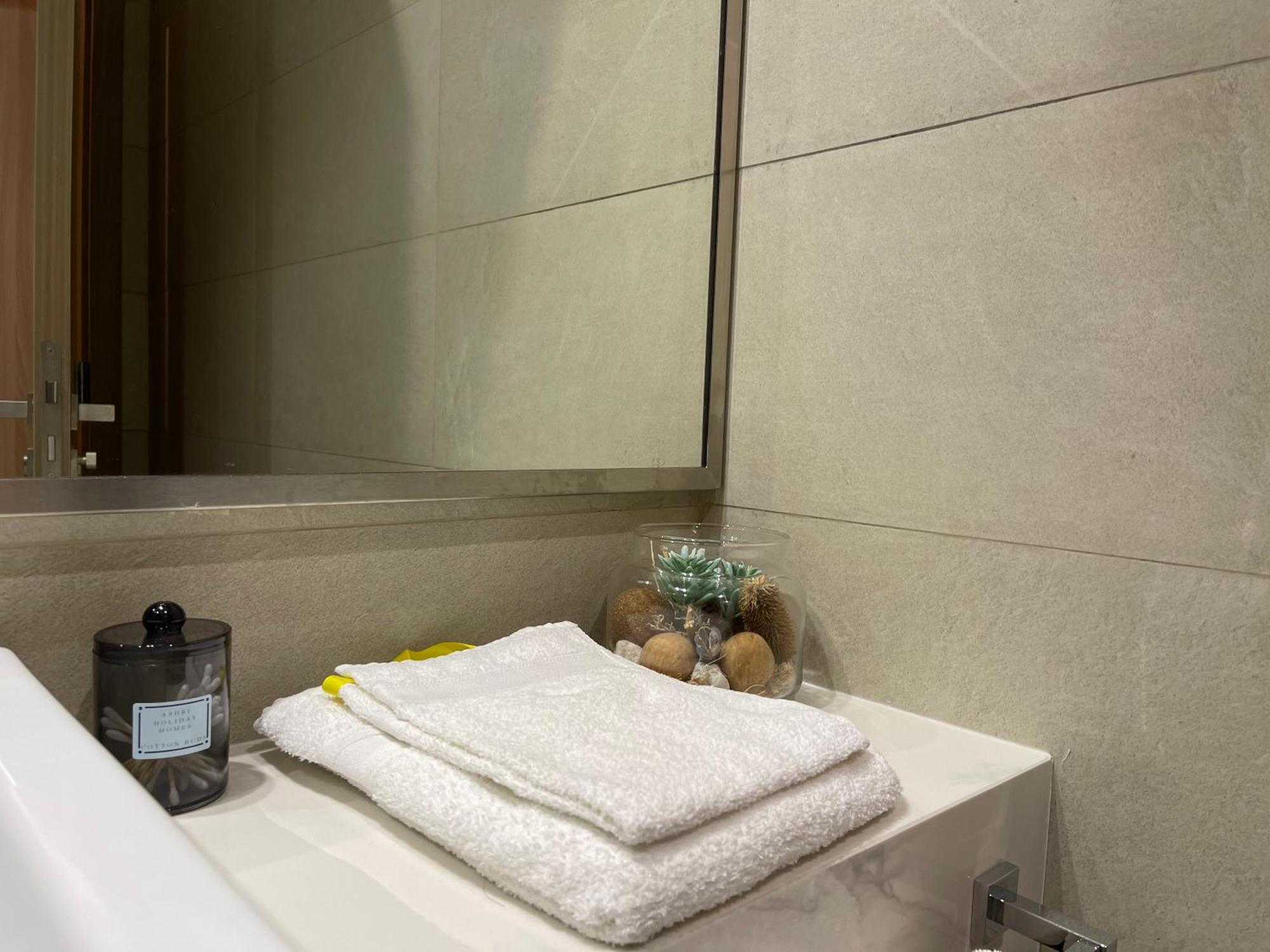 Apartment Ashri Homes Standard In Riviera With Pool View Dubai