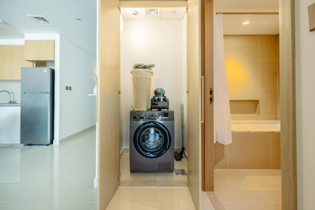 Elegant 1br In 17 Icon Bay Creek * Dubai
