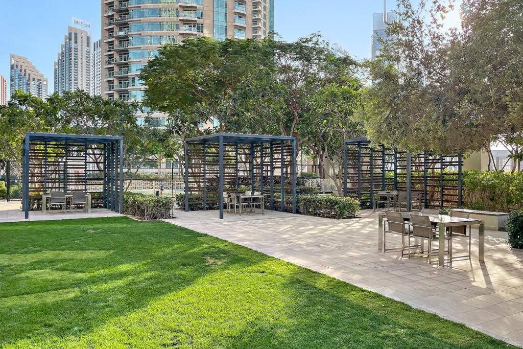 Apartment First Class 3br With Magical View Of Burj Khalifa Dubai