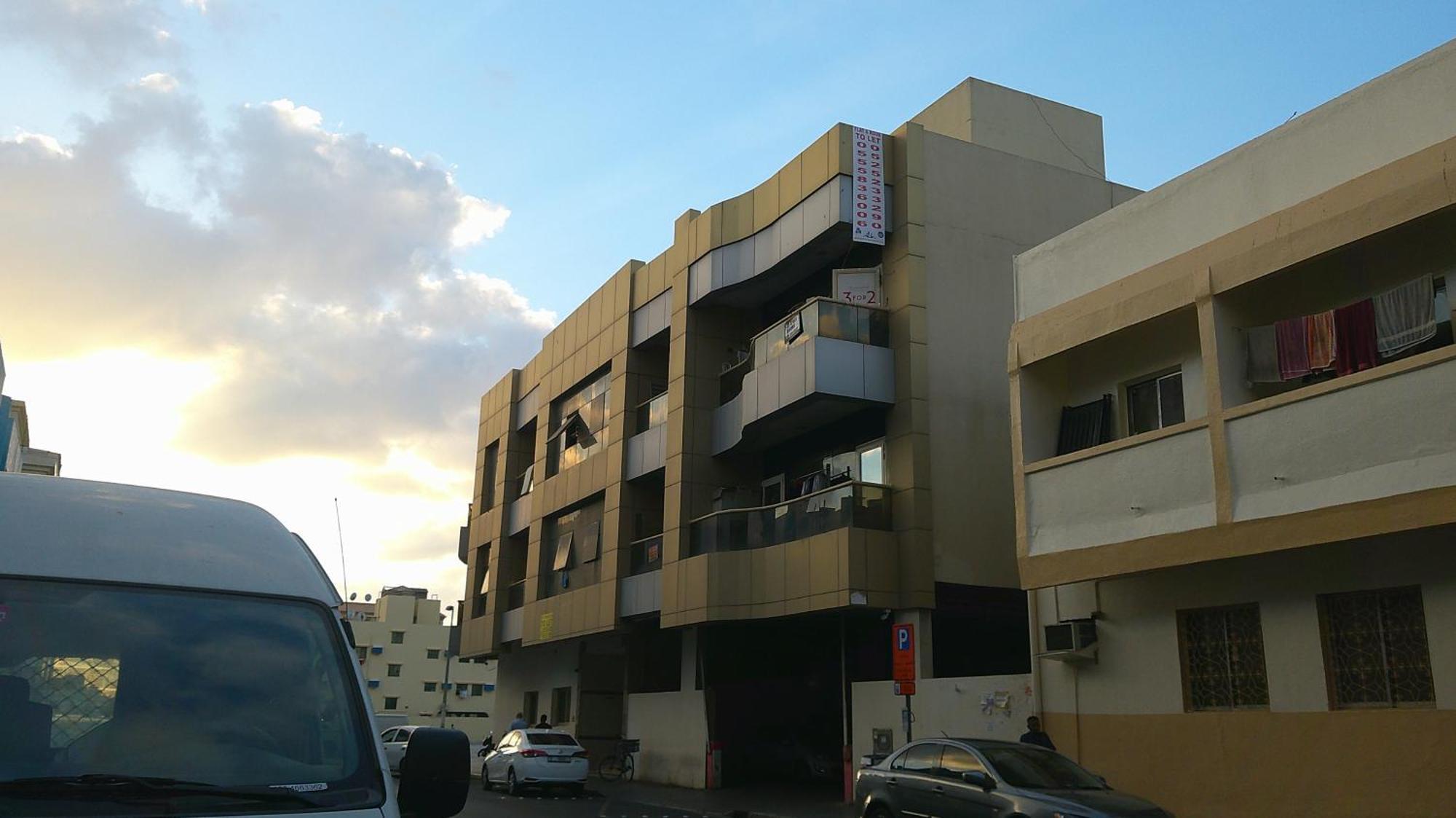 Ruby Star 303 * Dubai
