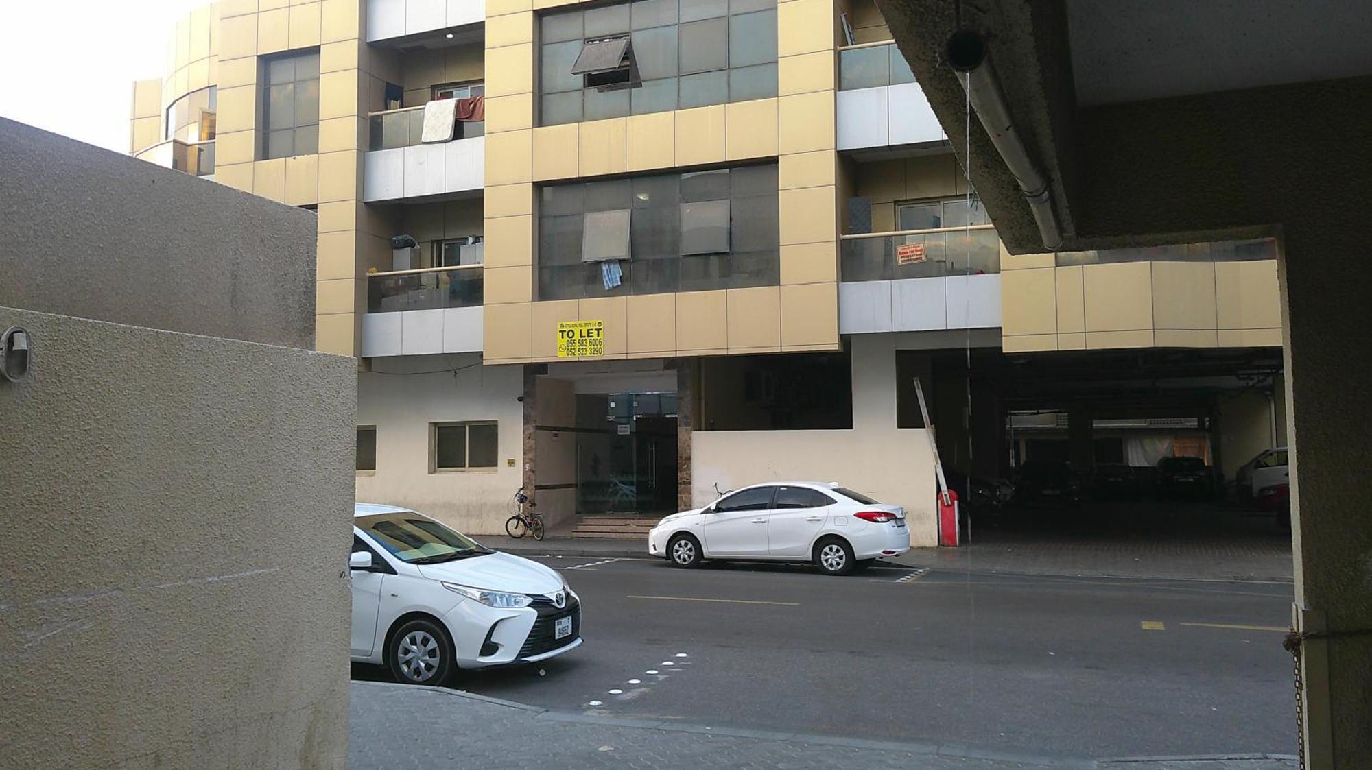Hostel Ruby Star 303 *