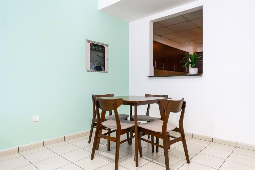 Premium 1 Bed In Autumn, Jvc Apartment *