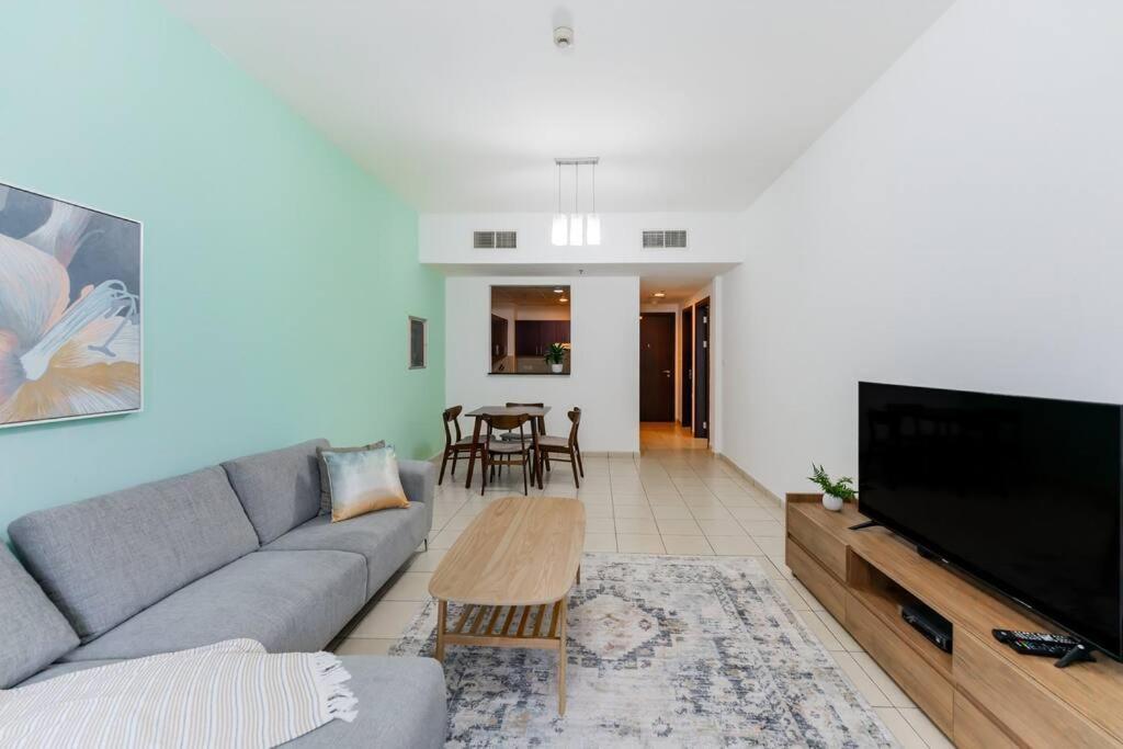 Premium 1 Bed In Autumn, Jvc Apartment *