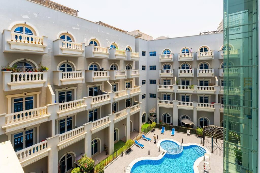 Premium 1 Bed In Autumn, Jvc Apartment Dubai