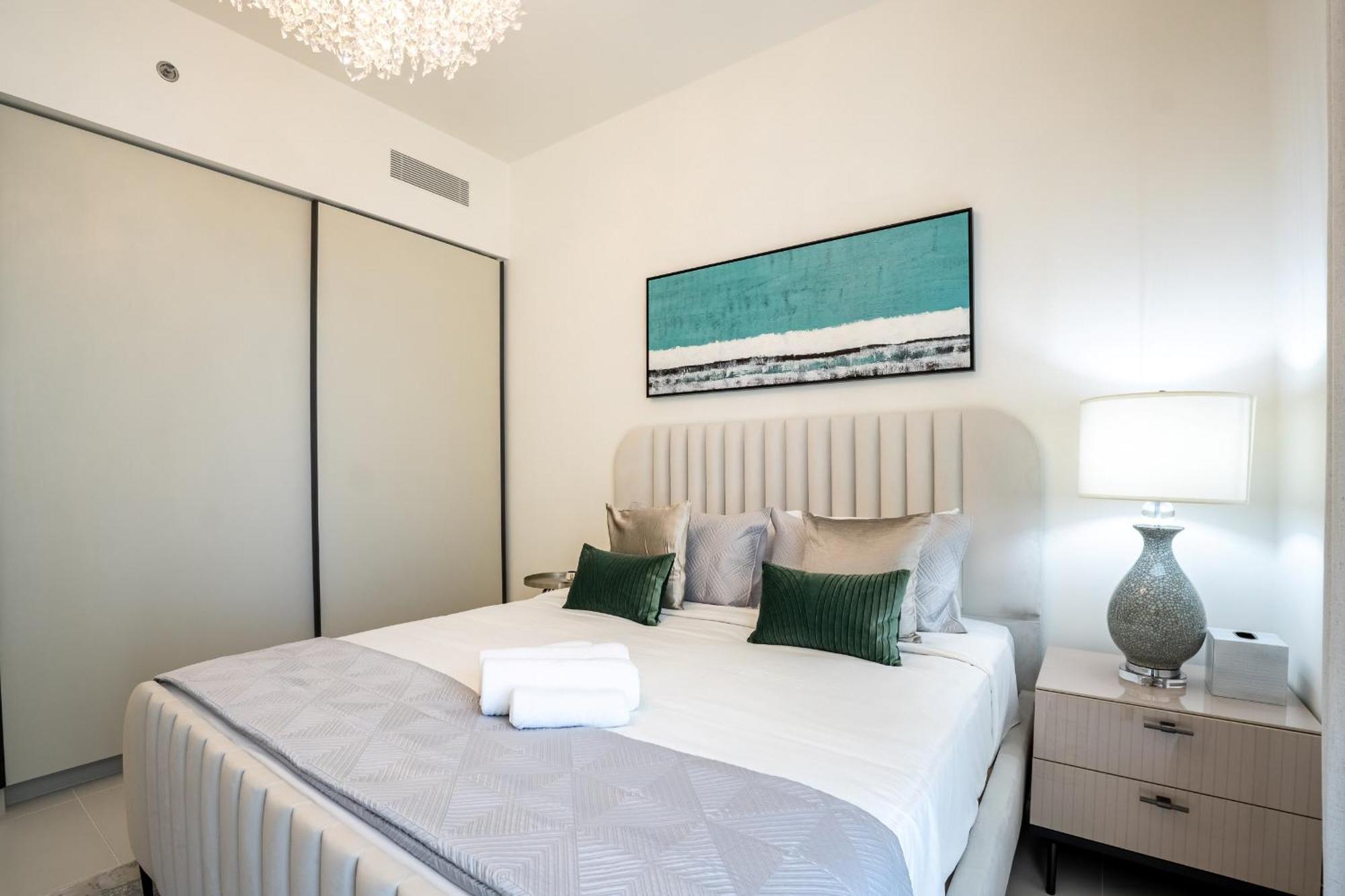Veluxa - Luxe 2 Bedroom In Marina Vista * Dubai