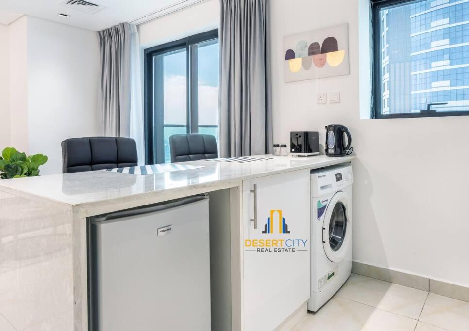 Fully Furnished In Jvc, Hosted By Desert