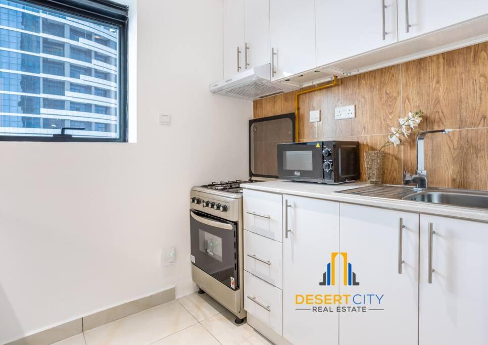 Fully Furnished In Jvc, Hosted By Desert Apartment