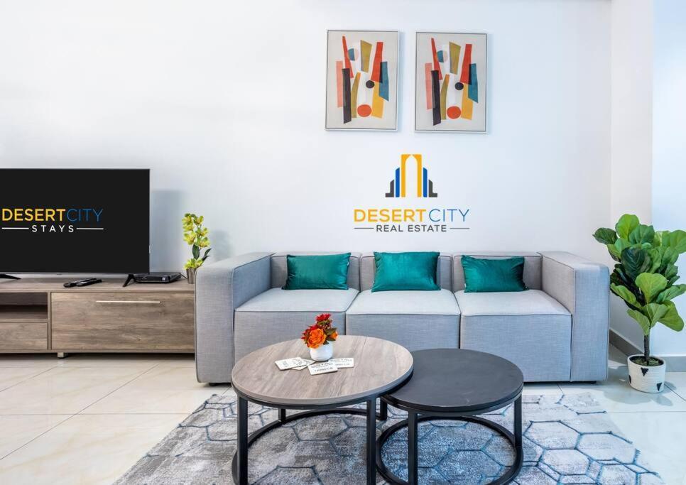 Fully Furnished In Jvc, Hosted By Desert Apartment