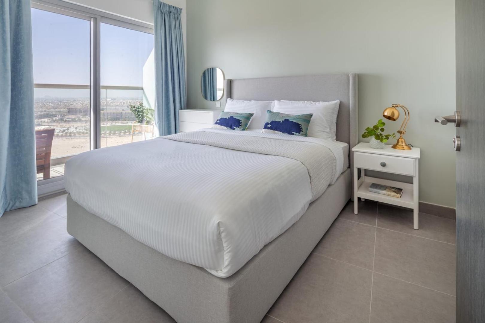 Frank Porter - Bella Rose Apartment Dubai