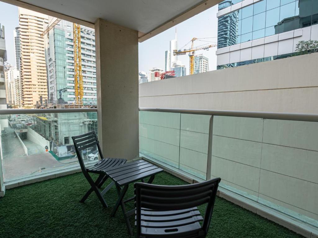 In The Heart Of The Marina, By The Beach! Apartment Dubai