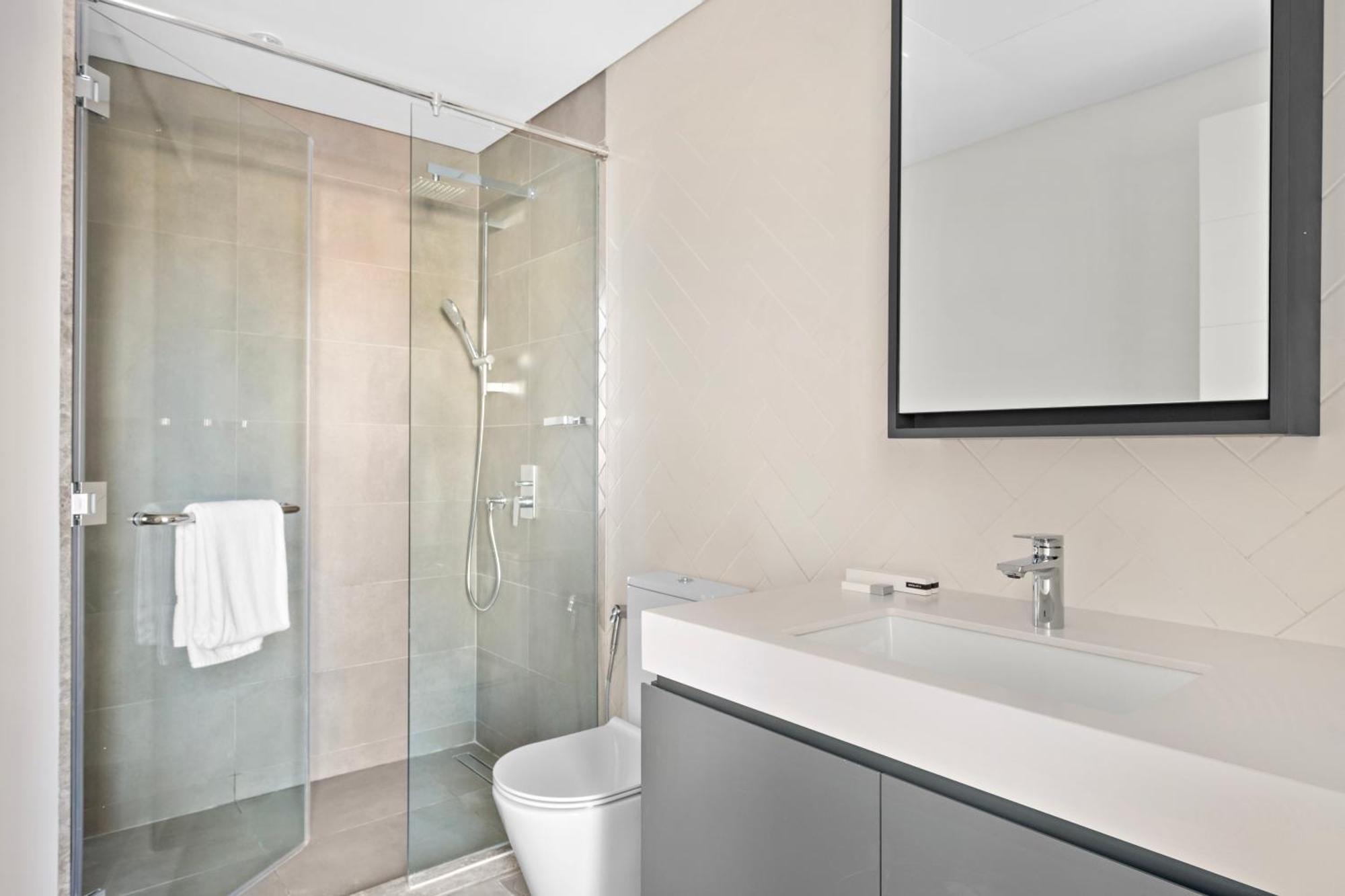 Aliving Classic 1br Belgravia Square Jvc Dubai