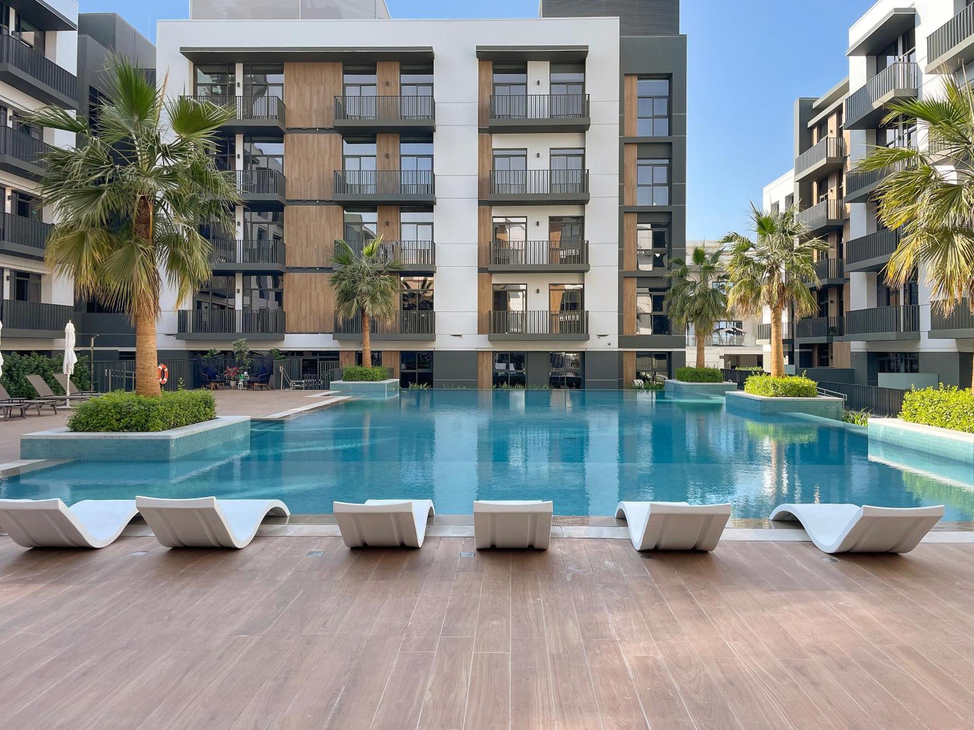 Aliving Classic 1br Belgravia Square Jvc Apartment Dubai